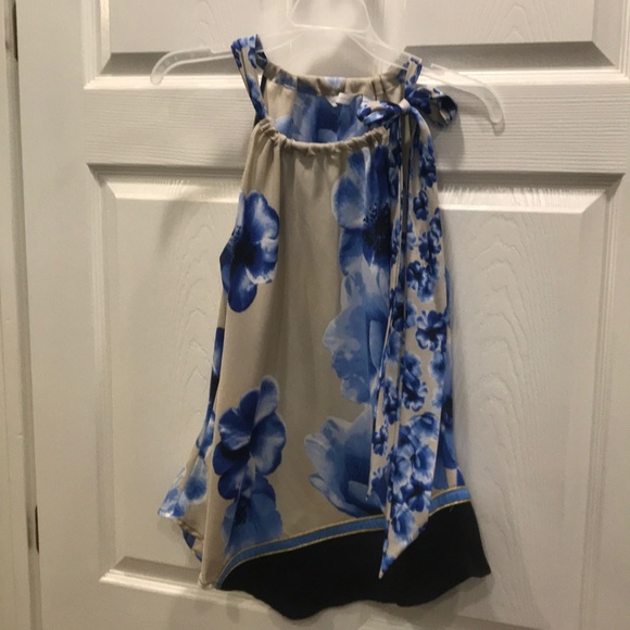 Cute sleeveless tunic - Picture 1 of 1